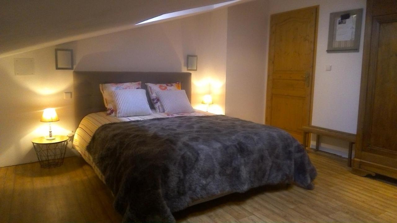 Chambre D'Hotes De Marie Chemery-Chehery Екстериор снимка
